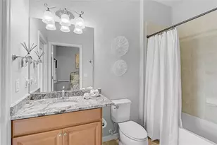 20275 Granlago Dr, Venice, FL 34293 - Photo 21