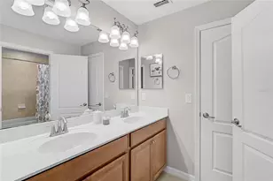 20275 Granlago Dr, Venice, FL 34293 - Photo 29