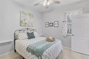 20275 Granlago Dr, Venice, FL 34293 - Photo 19