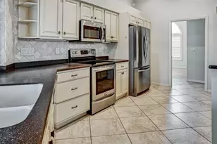 1565 Waterford Dr, Venice, FL 34292 - Photo 19