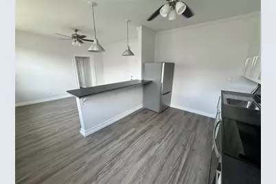 428 Armada Road S #6, Venice, FL 34285 - Photo 3