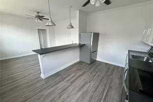 428 Armada Rd S, Venice, FL 34285 - Photo 3