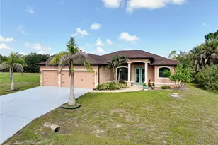 545 Pembroke Dr, Port Charlotte, FL 33954 - Photo 23