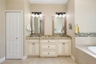 545 Pembroke Dr, Port Charlotte, FL 33954 - Photo 43
