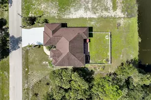 545 Pembroke Dr, Port Charlotte, FL 33954 - Photo 19
