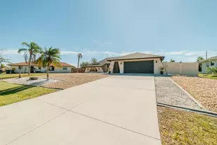 9273 Carnation Ave, Englewood, FL 34224 - Photo 3