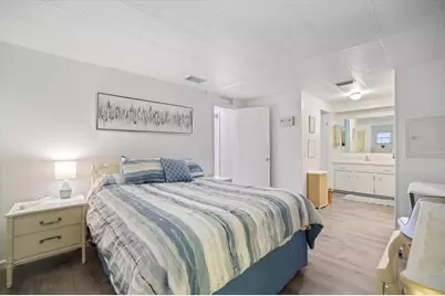 832 Jolanda Circle, Venice, FL 34285 - Photo 13
