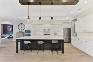 18045 Home Run Dr, Venice, FL 34293 - Photo 17