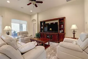 2542 Cortenova Ct, Venice, FL 34292 - Photo 5