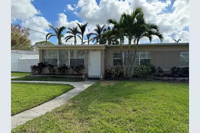301 Colonia Lane W, Nokomis, FL 34275 - Photo 1