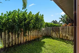 251 Plantation Rd, Venice, FL 34293 - Photo 33