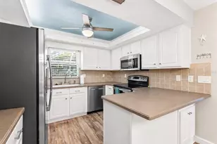 251 Plantation Rd, Venice, FL 34293 - Photo 11