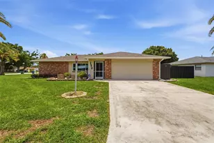 290 Capri Ave, Venice, FL 34293 - Photo 1