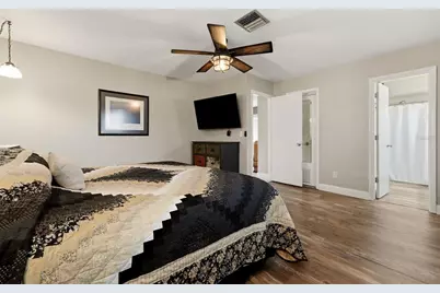 290 Capri Avenue, Venice, FL 34293 - Photo 29