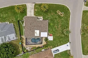 290 Capri Ave, Venice, FL 34293 - Photo 47