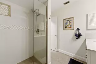 290 Capri Ave, Venice, FL 34293 - Photo 25