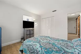 290 Capri Ave, Venice, FL 34293 - Photo 23