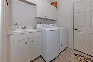 151 Coco Palm Dr, Venice, FL 34292 - Photo 27