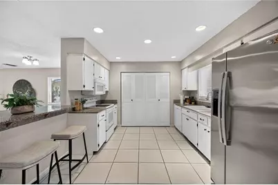 4565 Tippecanoe Trail #22, Sarasota, FL 34233 - Photo 13