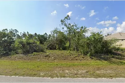 8439 Topeka Circle, Port Charlotte, FL 33981 - Photo 3