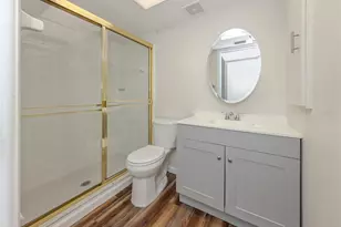 808 Capri Isles Blvd, Venice, FL 34292 - Photo 17