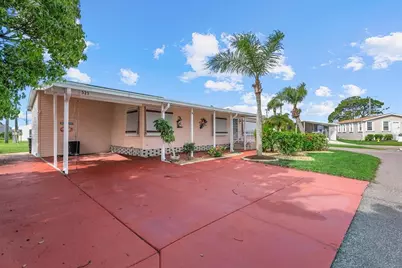 321 Blackburn Boulevard, North Port, FL 34287 - Photo 1