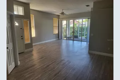 502 Catalina Isles Circle, Venice, FL 34292 - Photo 9
