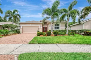 9082 Coachman Dr, Venice, FL 34293 - Photo 1