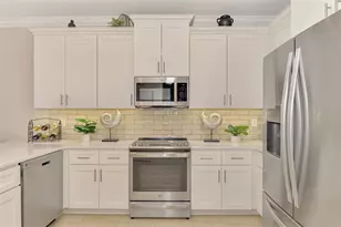 9082 Coachman Dr, Venice, FL 34293 - Photo 27