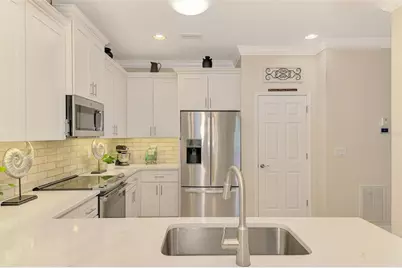 9082 Coachman Drive, Venice, FL 34293 - Photo 25