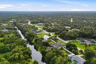 281 Pembroke Dr, Port Charlotte, FL 33954 - Photo 51