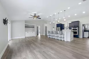 281 Pembroke Dr, Port Charlotte, FL 33954 - Photo 9