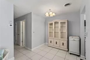 1205 Tarpon Center Dr, Venice, FL 34285 - Photo 13