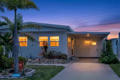 808 S Green Circle, Venice, FL 34285 - Photo 1