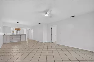 840 Bird Bay Dr W, Venice, FL 34285 - Photo 17