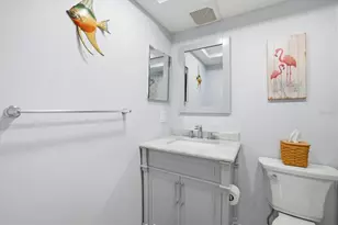 649 Tamiami Trail S, Venice, FL 34285 - Photo 19