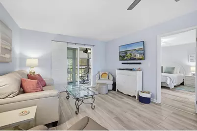 649 Tamiami Trail S #306, Venice, FL 34285 - Photo 13