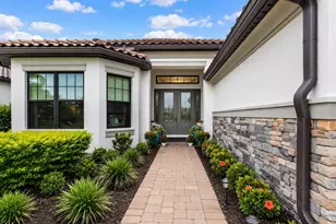 10342 Morning Mist Ln, Sarasota, FL 34241 - Photo 3