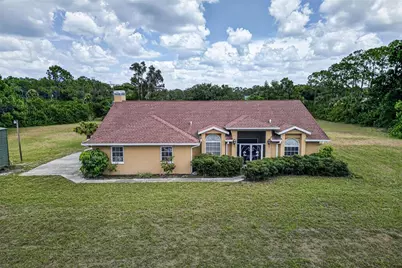 105 Jacaranda Boulevard, Venice, FL 34292 - Photo 3