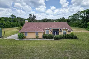 105 Jacaranda Blvd, Venice, FL 34292 - Photo 3