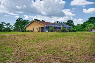 105 Jacaranda Blvd, Venice, FL 34292 - Photo 67