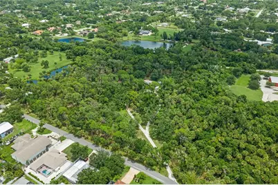 1210 Twin Lakes Avenue, Nokomis, FL 34275 - Photo 15