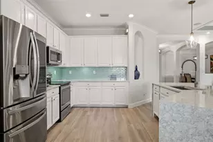 20203 Granlago Dr, Venice, FL 34293 - Photo 13
