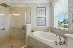 20203 Granlago Dr, Venice, FL 34293 - Photo 21