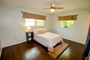 935 Kimball Rd, Venice, FL 34293 - Photo 13