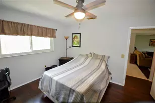 935 Kimball Rd, Venice, FL 34293 - Photo 17