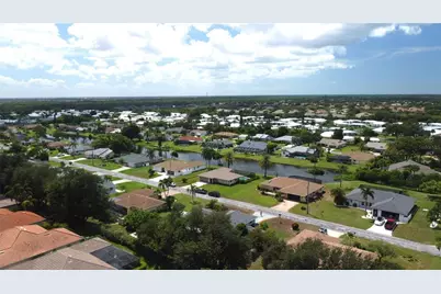 157 Hourglass Drive, Venice, FL 34293 - Photo 35