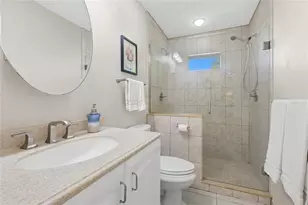 157 Hourglass Dr, Venice, FL 34293 - Photo 15