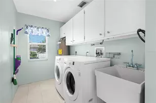 157 Hourglass Dr, Venice, FL 34293 - Photo 21