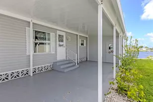 97 Lakeview Dr, North Port, FL 34287 - Photo 5
